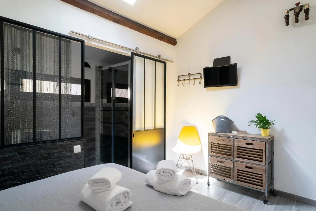 Lyon Mon Amour B&B